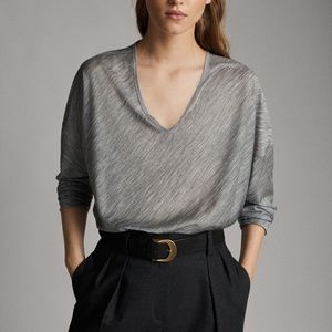 Women Straight Fit Long Sleeve V-neck T-Shirt